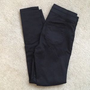 Black skinny leggings